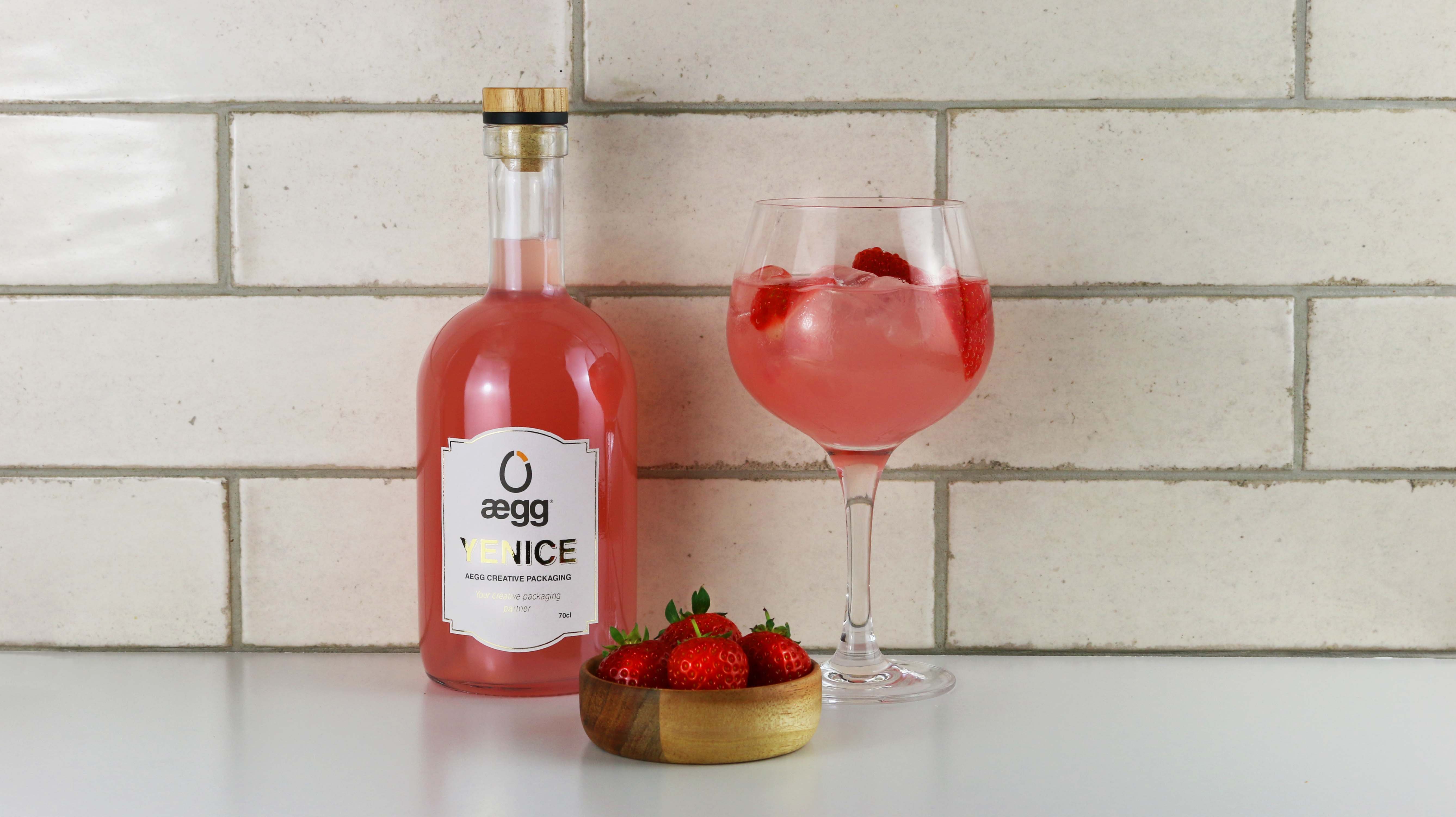 Yenice spirits bottle with strawberry daquiri.  The bottle is ideal for any spirits, including whisky, gin, vodka and rum.