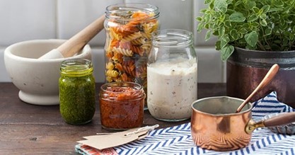 Aegg glass jars for pasta and sauces